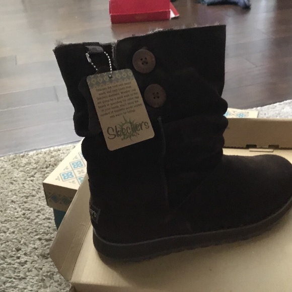 New with Tags Brown Skechers - Picture 1 of 3